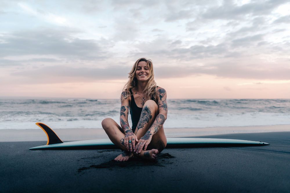 shop-our-huge-selection-of-the-best-surf-like-a-girl-online-now_1.jpg
