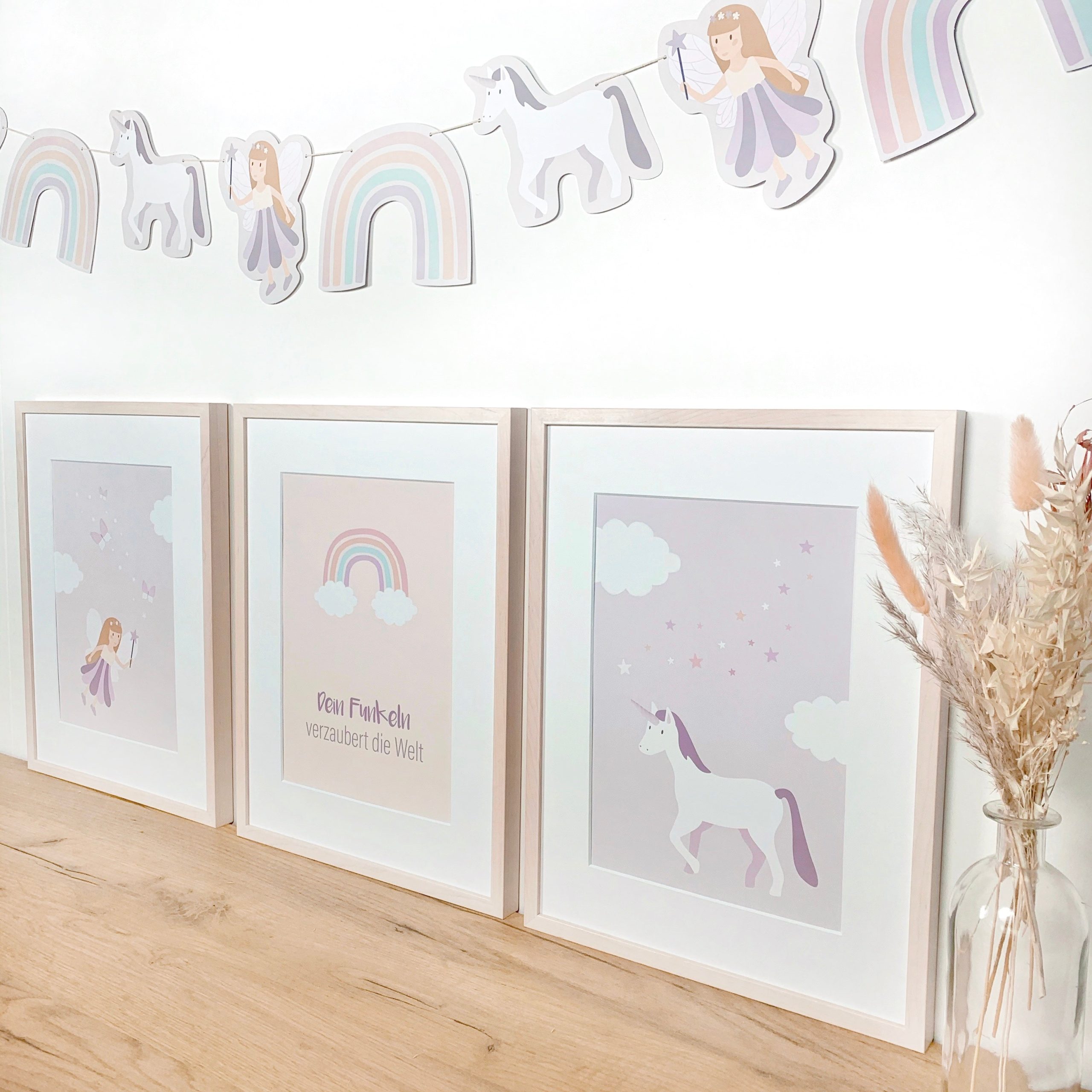 the-online-shop-for-kinderzimmer-poster-set-feenwelt-discount_1.jpg