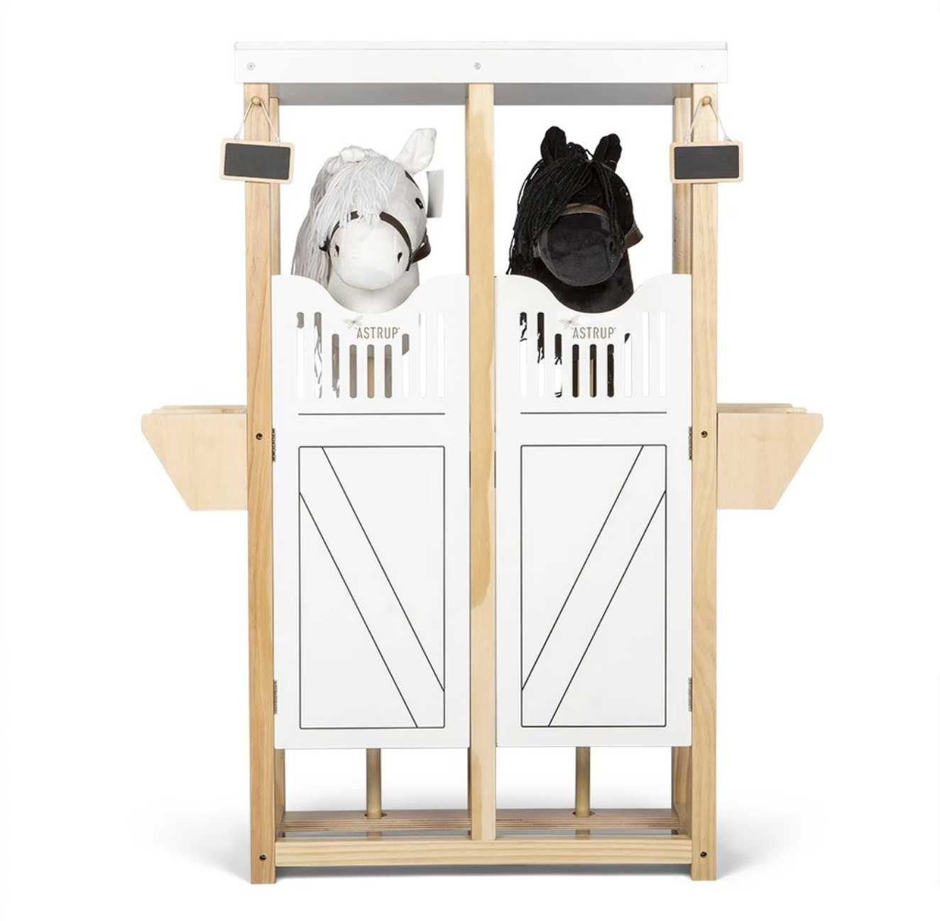 wholesale-by-astrup-pferdestall-mit-zwei-steckenpferden-hot-on-sale_0.png
