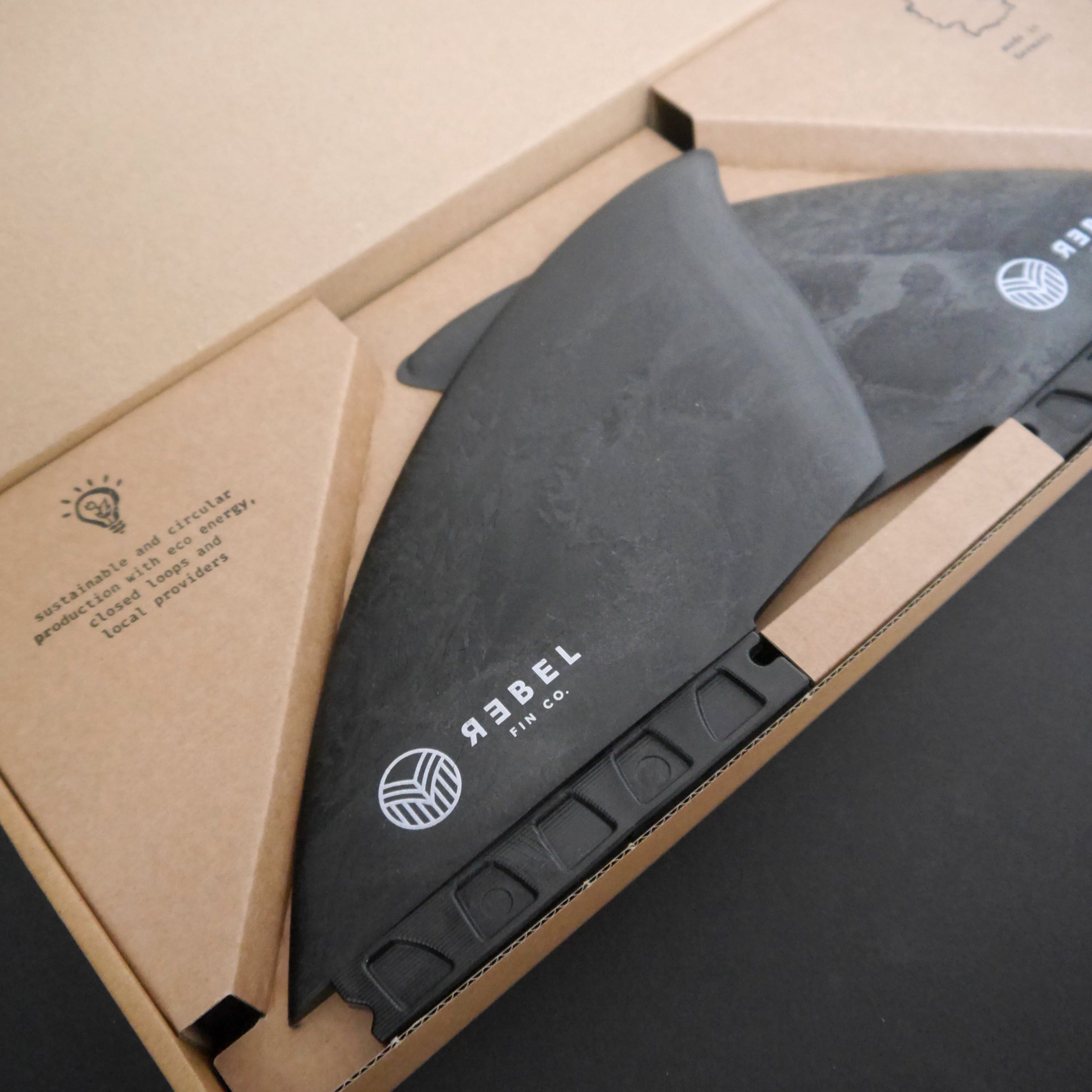 the-best-way-to-shop-twin-fins-recyceltes-carbon-hot-on-sale_4.jpg