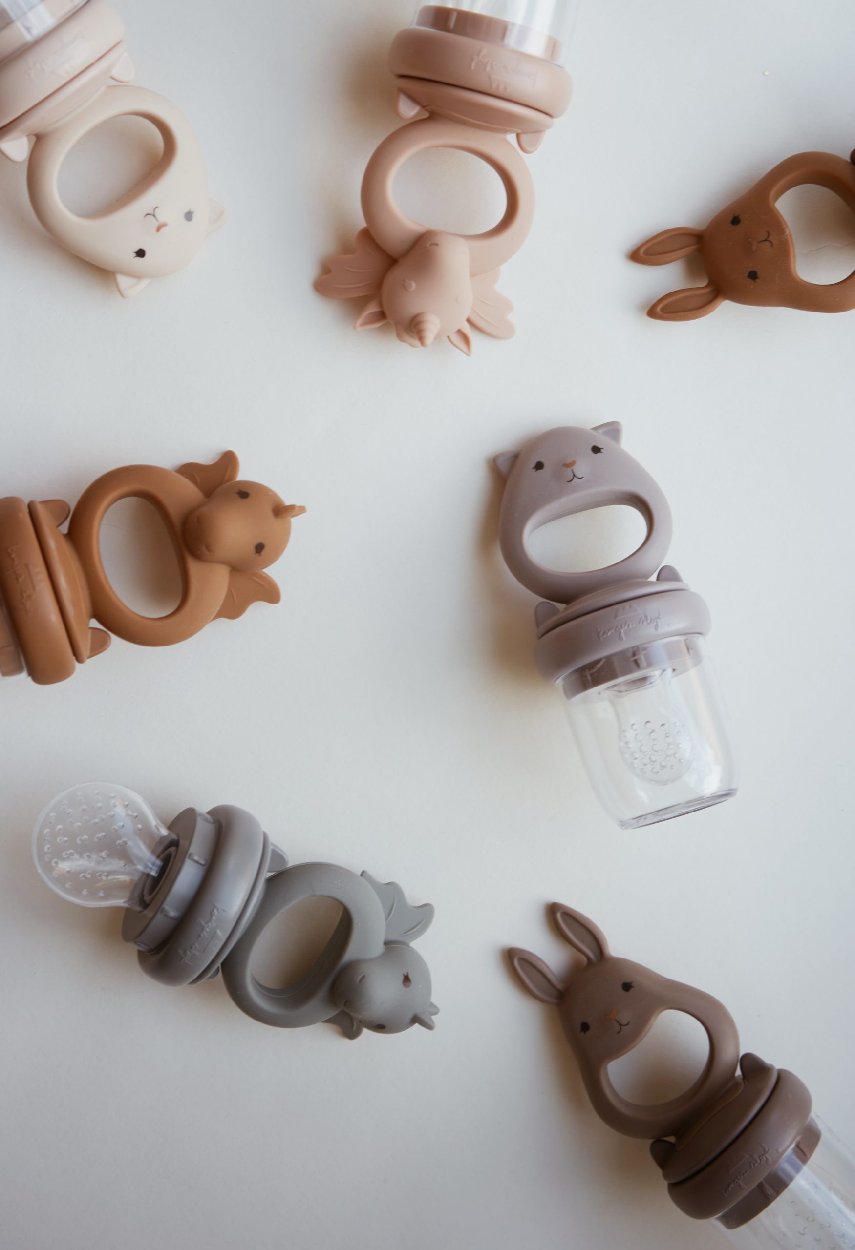 the-original-online-store-of-konges-slojd-fruchtsauger-baby-schnuller-im-2er-pack-einhorn-rosa-fashion_1.jpg