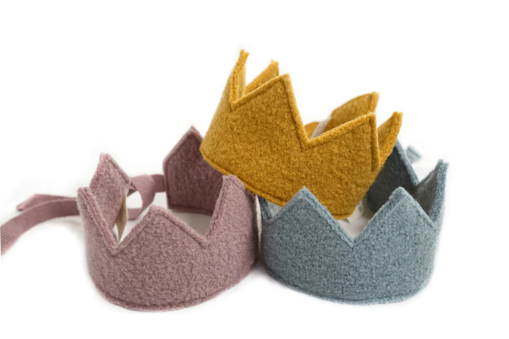 grab-your-favorite-walk-krone-online-hot-sale_0.png