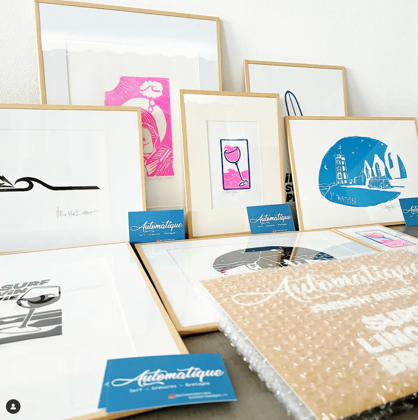 shopping-for-les-chaises-linoldruck-hot-on-sale_2.png