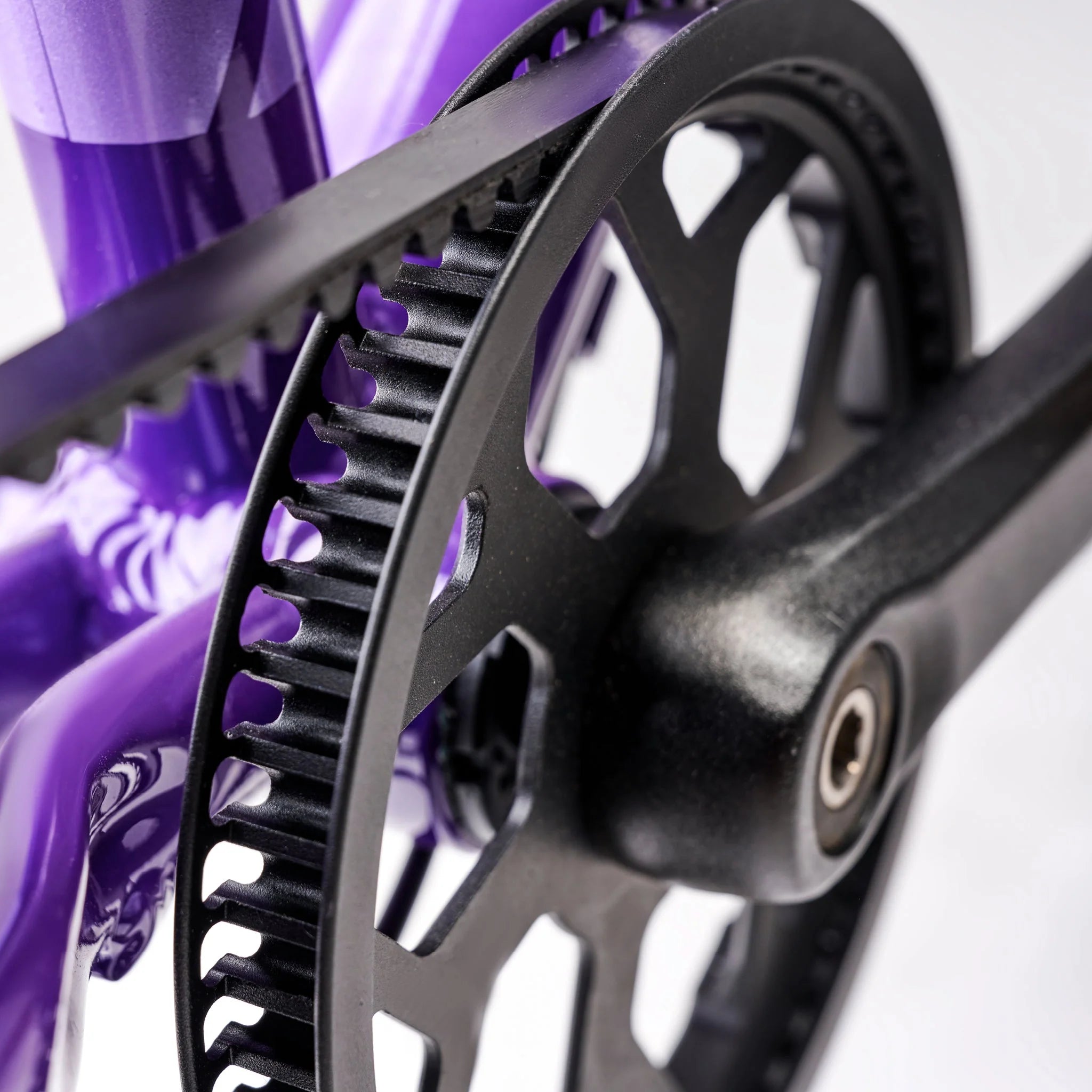 shop-online-and-get-your-favourite-academy-grade-6-belt-26-zoll-kinderfahrrad-mit-riemenantrieb-online-sale_1.webp