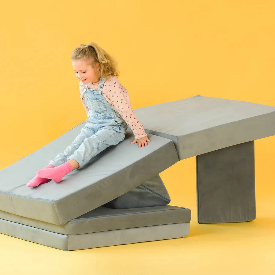 shop-professional-funzy-spielsofa-velours-sale_2.webp