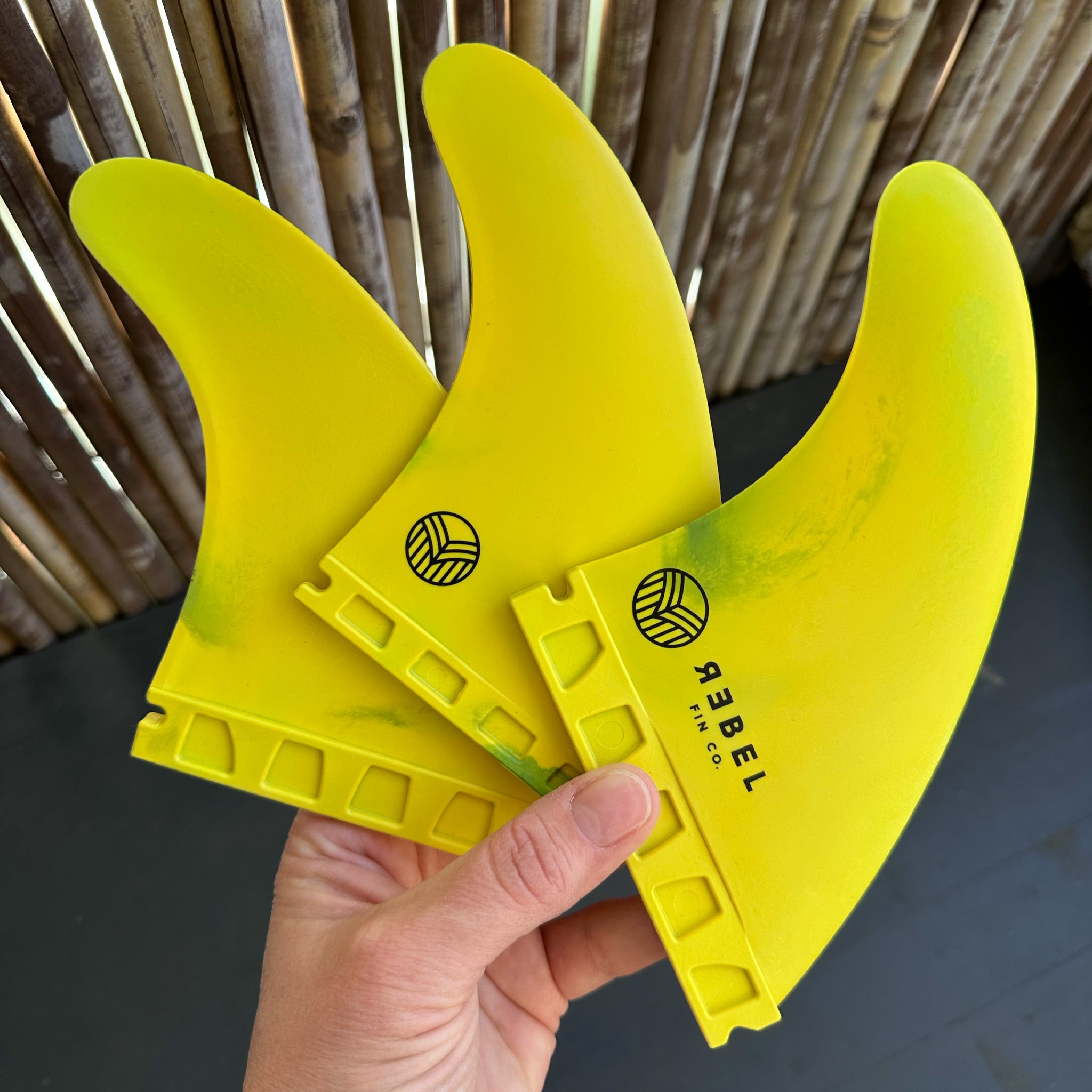 sell-and-buy-marble-thruster-fins-futures-recycelte-glasfaserverstarkte-materialien-supply_2.jpg